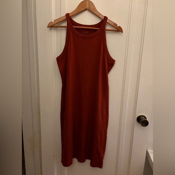 GAP Modern Sleeveless Ringer Dress - Picture 2 of 4